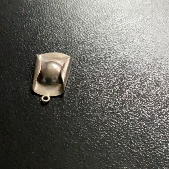 Four silver vintage charms. Astronaut, hat, owl and horse - Picture 4 of 7